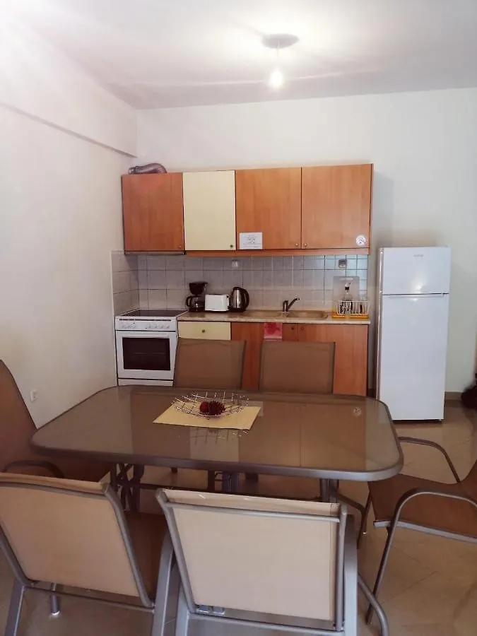 Apartment By The Beach - Nei Epivates Néoi Epivátai